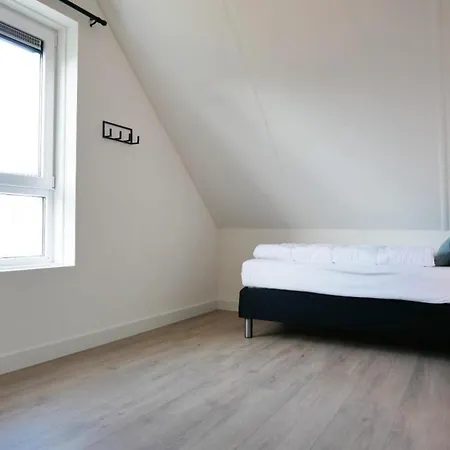 Prázdninový dům De Wielen 64 *