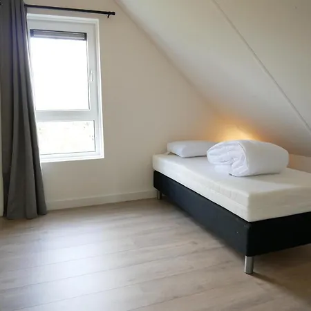 Σπίτι διακοπών De Wielen 64